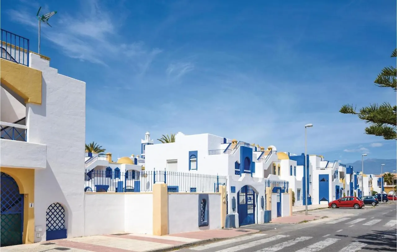Nice Home In Roquetas De Mar With Kitchenette